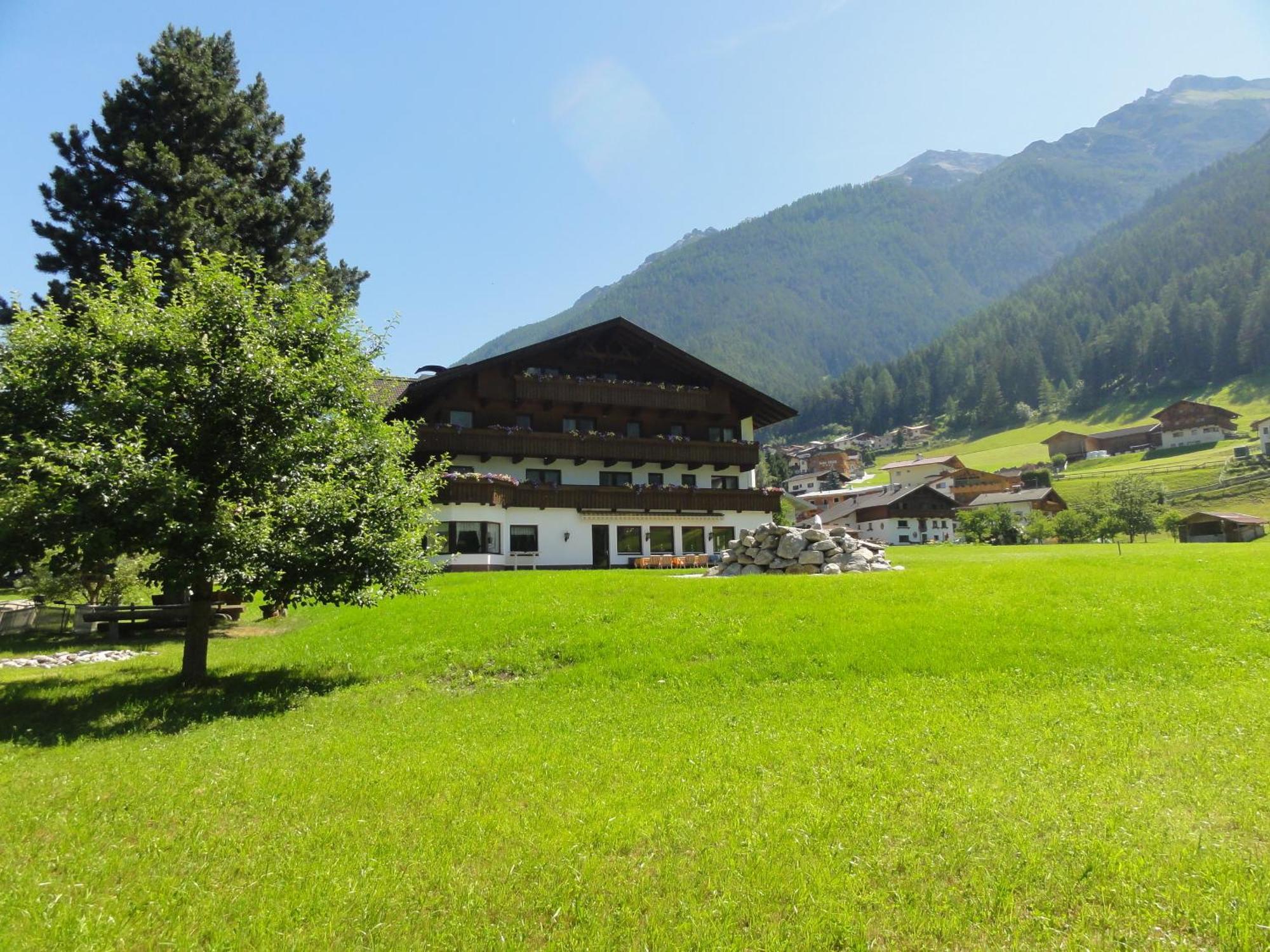Hotel Steuxner Neustift im Stubaital Exterior foto