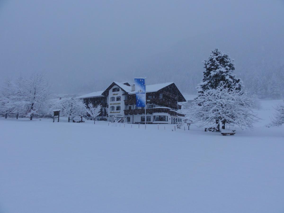 Hotel Steuxner Neustift im Stubaital Exterior foto